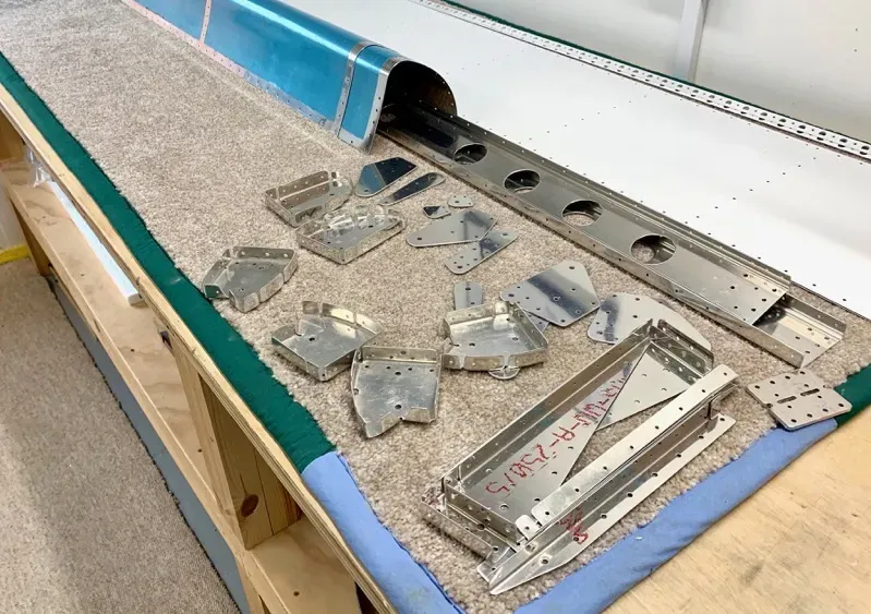 22 Aileron Deburring, Stiffeners & Machining