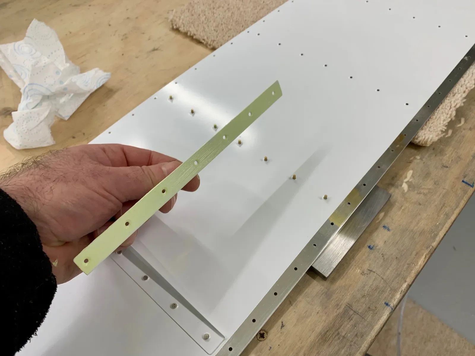 22-05 to 07 Back Riveting Stiffeners & Match Drilling TE