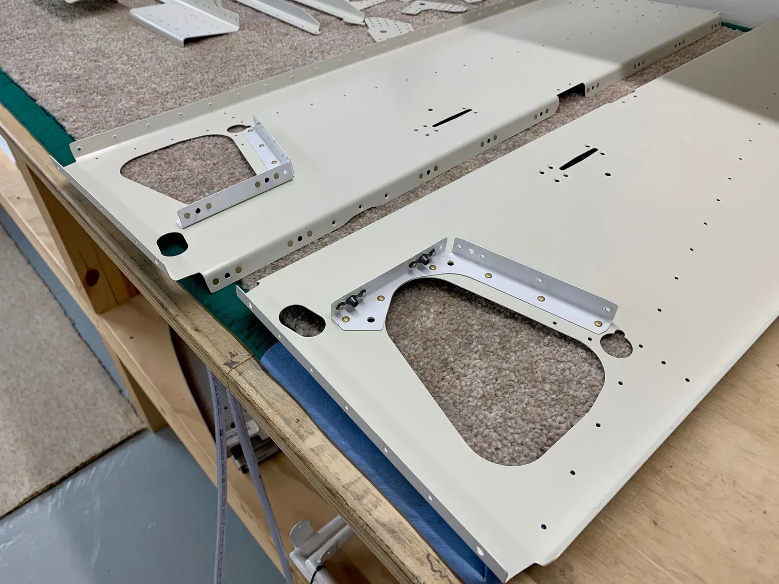 27-02 to 04 Firewall Riveting