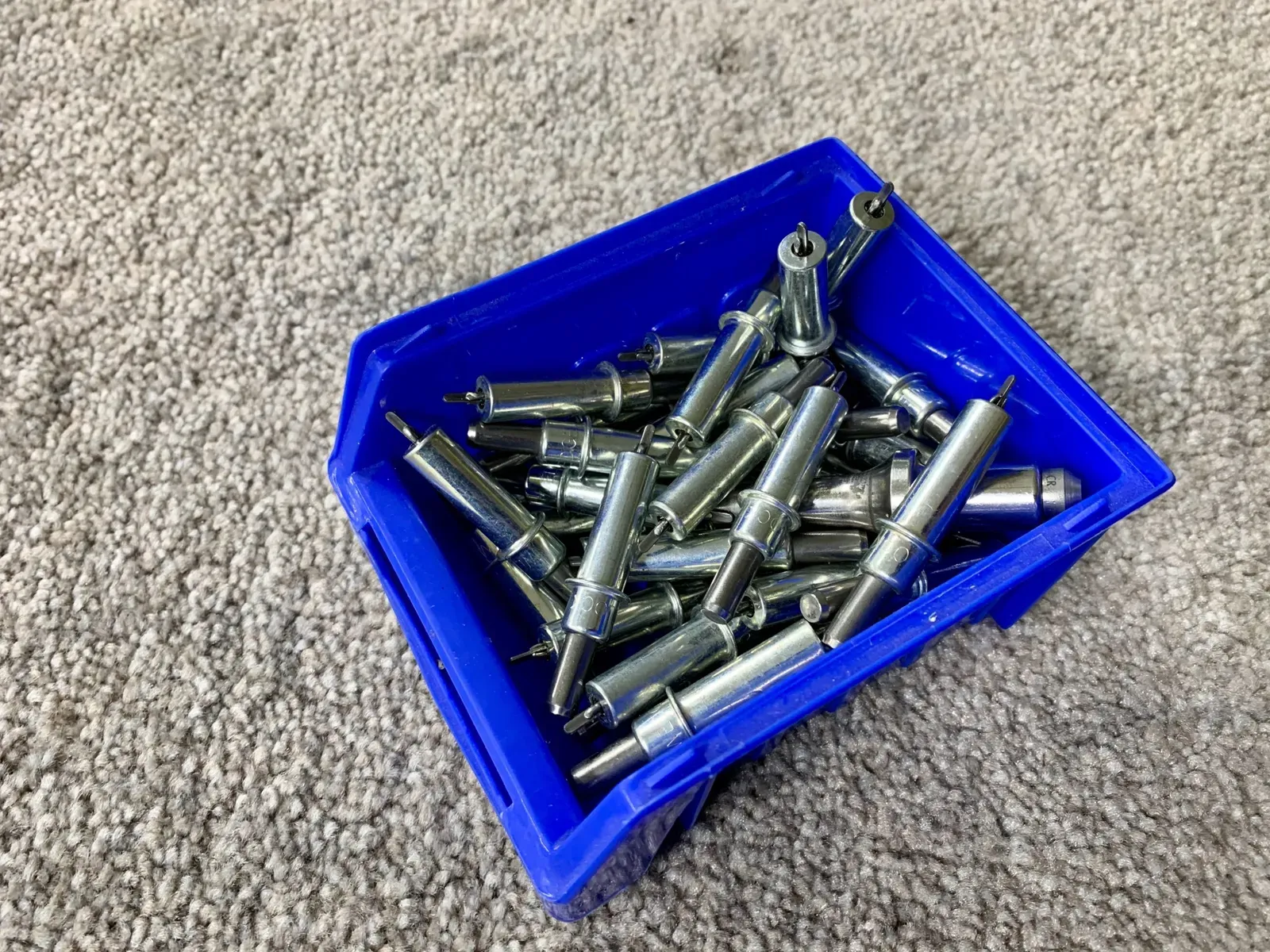 Lost rivet set!