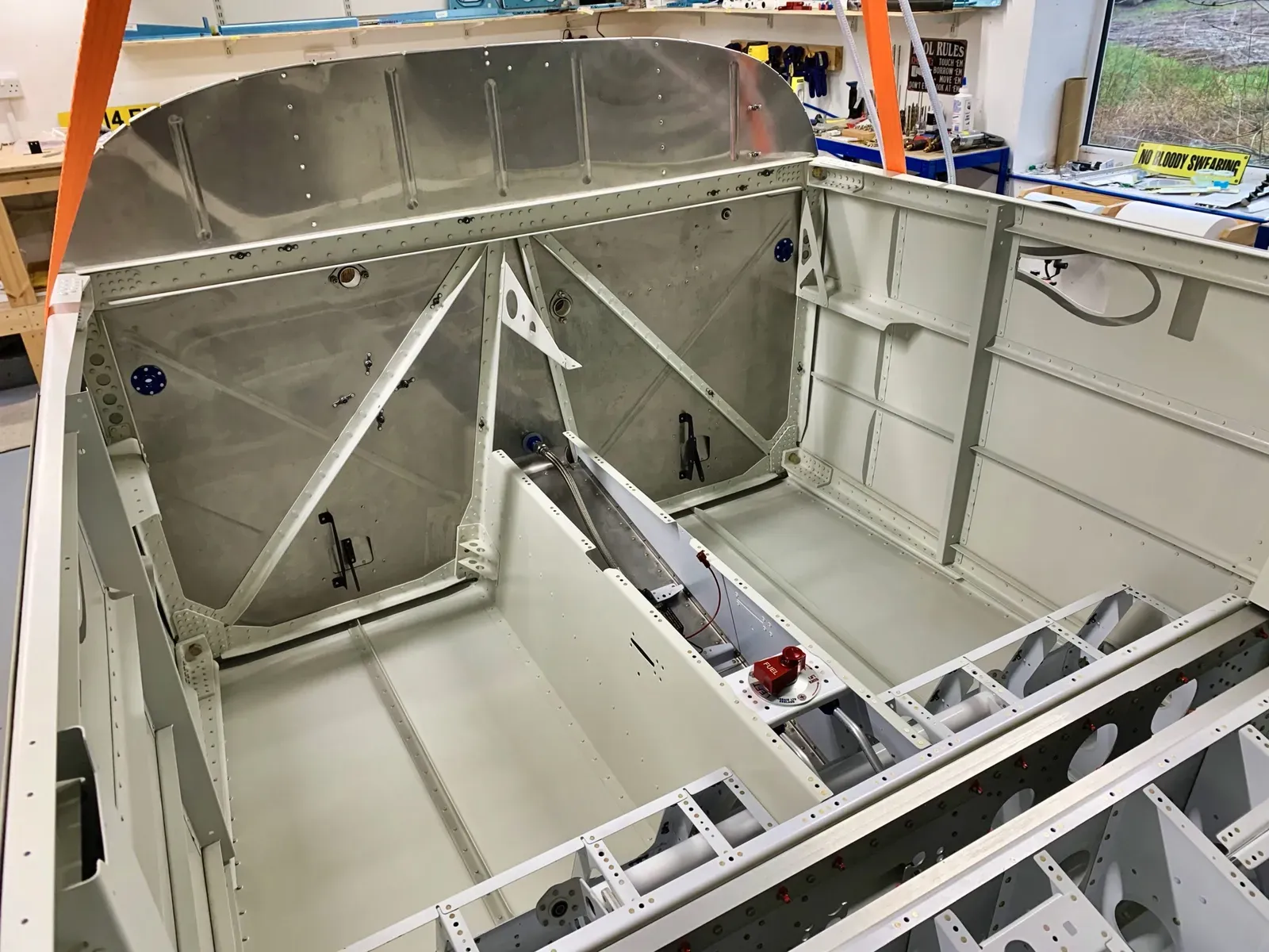 32-08 Cockpit Paint