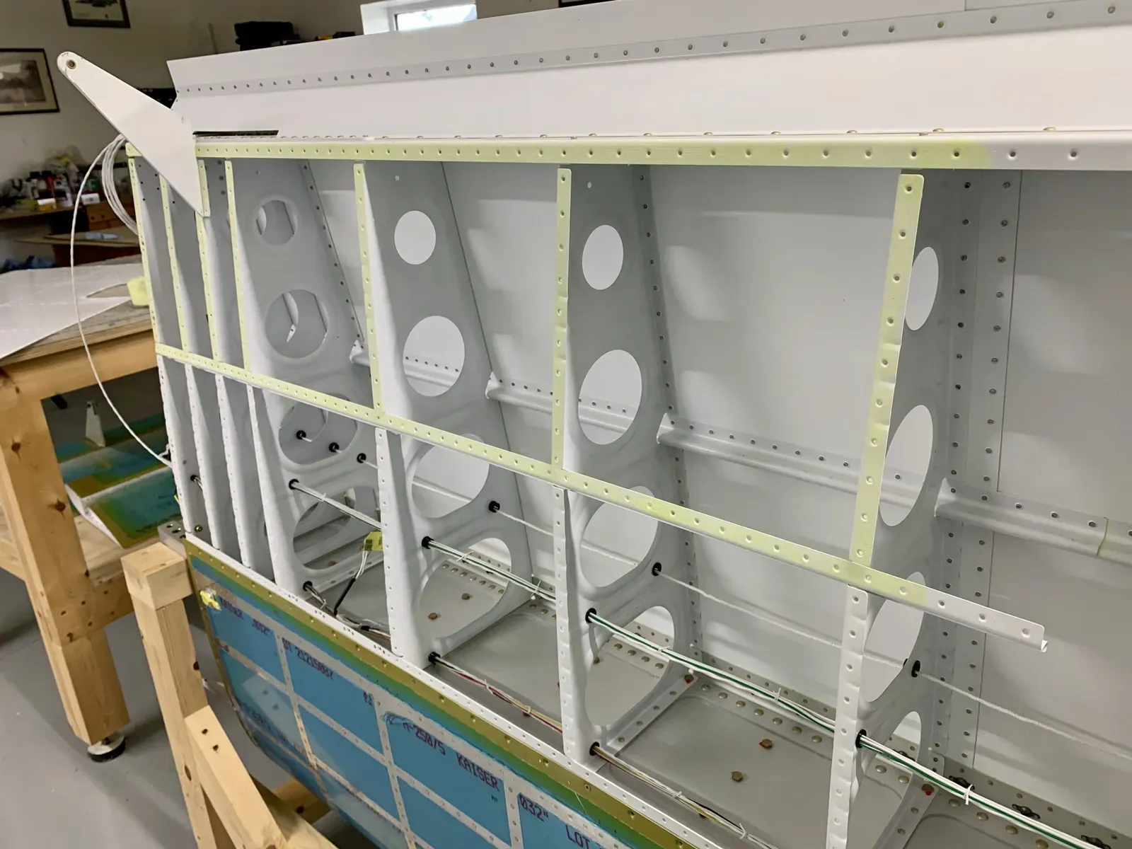 20-04 Riveting Lower Wing Skins