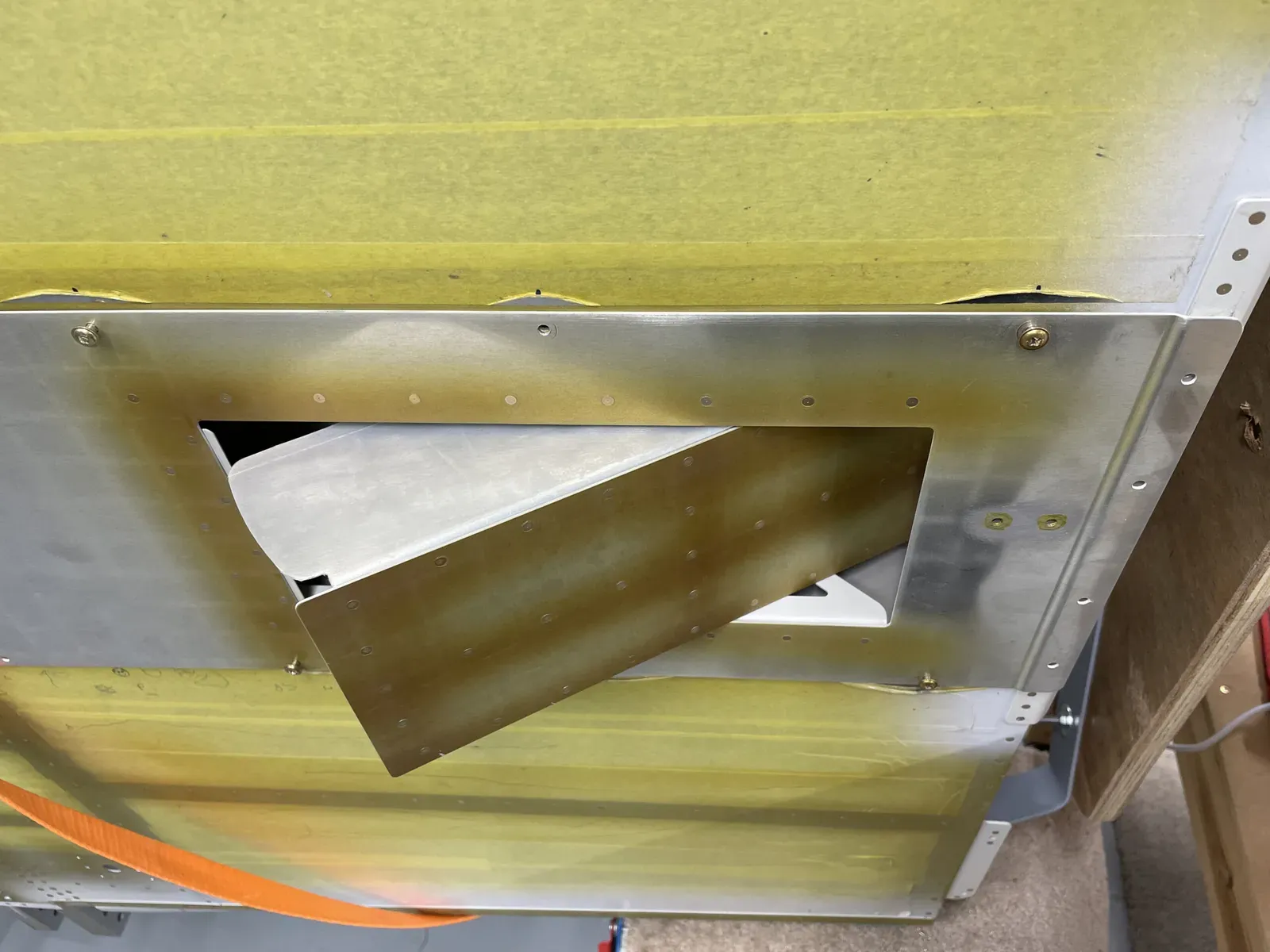 EXP119 Cowl Flap