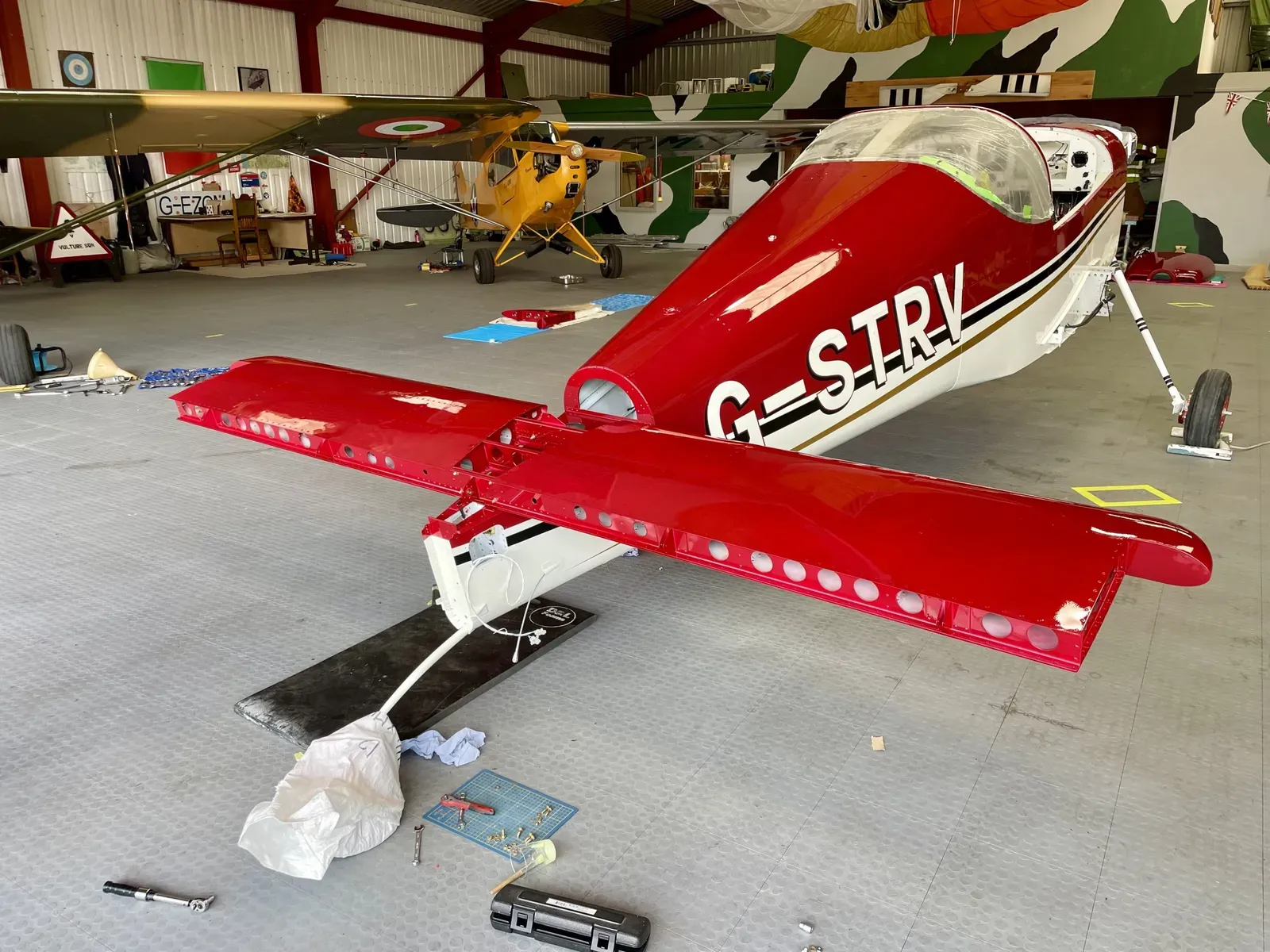 11 - Attaching the Empennage